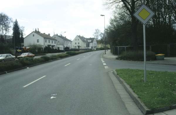 Dr.-W&uuml;rzburger-Stra&szlig;e