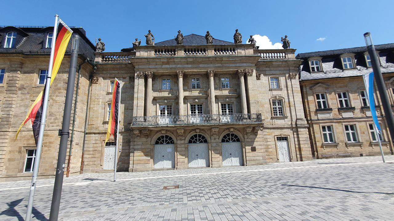 Opernhaus